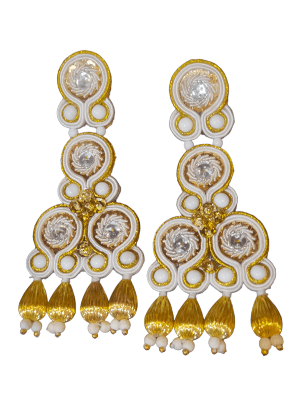 Pendientes de Soutache con Alamares Taurinos en Blanco y Oro